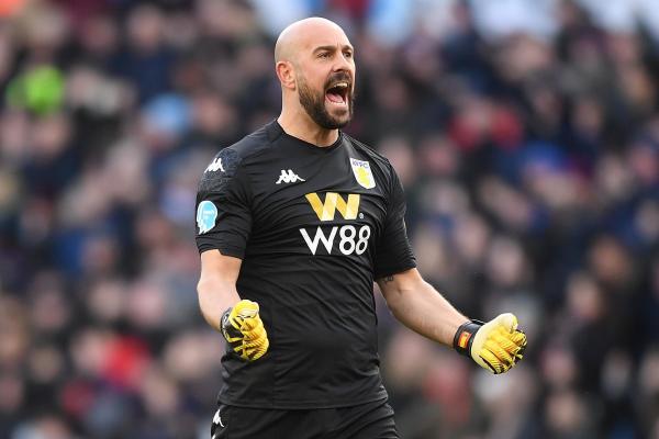 Image วิลล่าเตรียมยื่นข้อเสนอเซ็น Pepe Reina ถาวร
