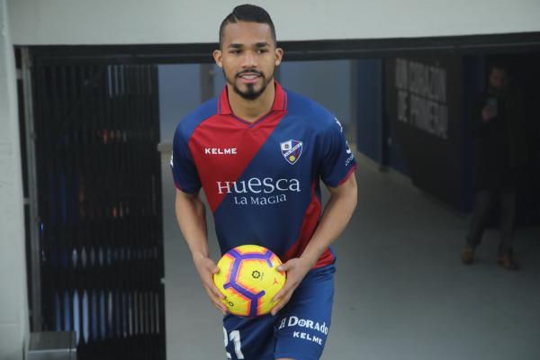 Image สามทีมพรีเมียร์รุมจีบ Yangel Herrera